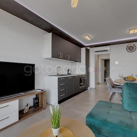 Luxury Seaview Apt Luki - Free Parking Makarska Exterior photo