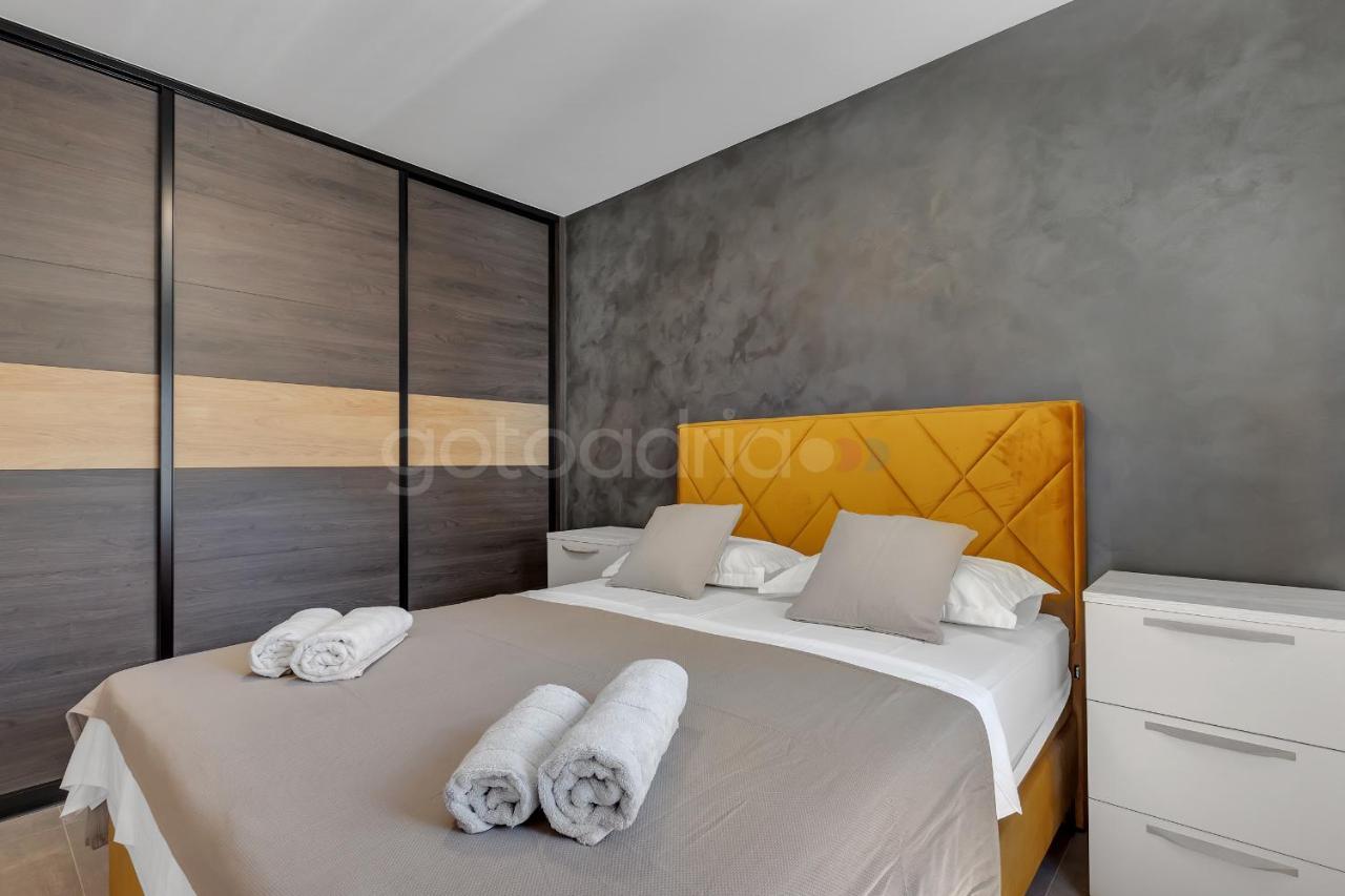 Luxury Seaview Apt Luki - Free Parking Makarska Exterior photo