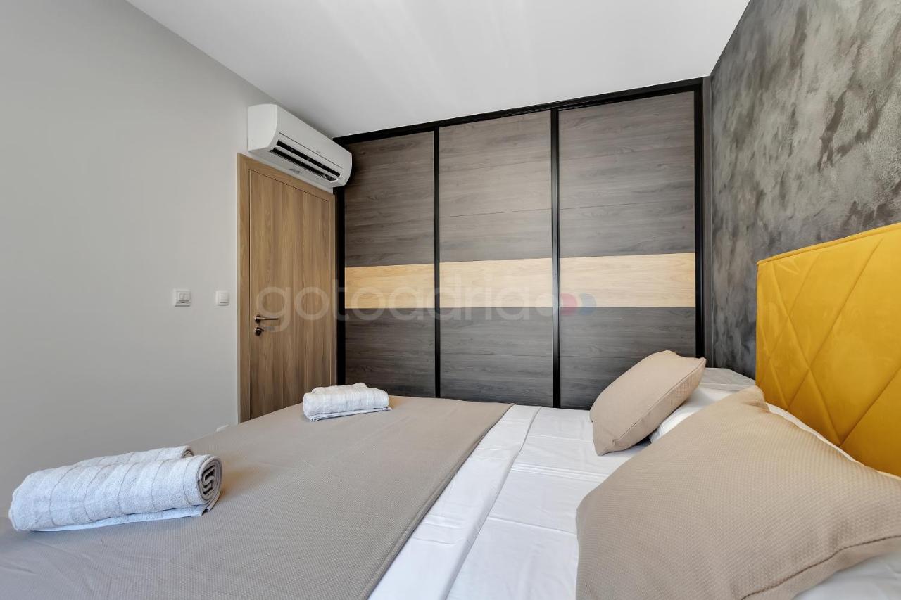 Luxury Seaview Apt Luki - Free Parking Makarska Exterior photo